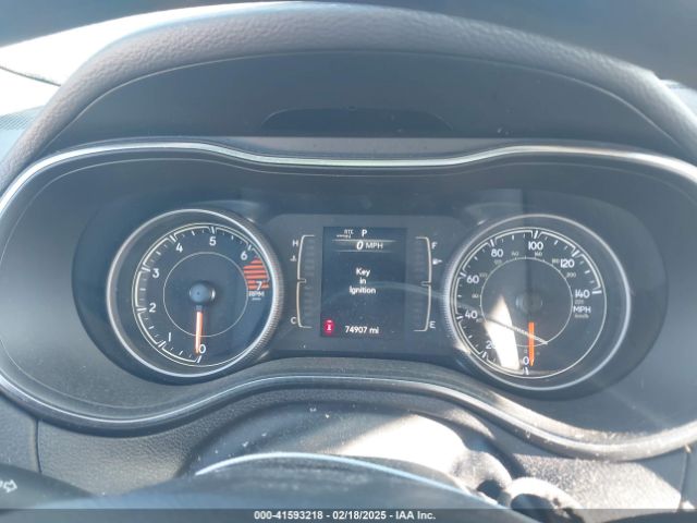 1C4PJLCB6KD176699 Jeep Cherokee Latitude Fwd