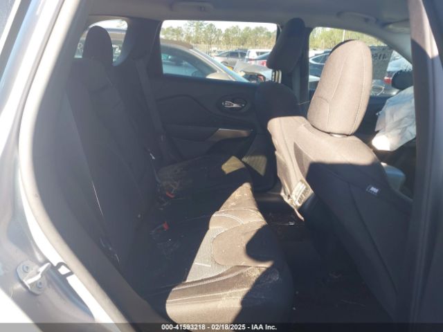 1C4PJLCB6KD176699 Jeep Cherokee Latitude Fwd