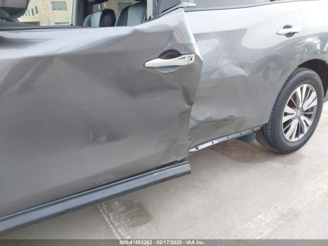 5N1DR2CN5LC599678 Nissan Pathfinder Sl 2wd