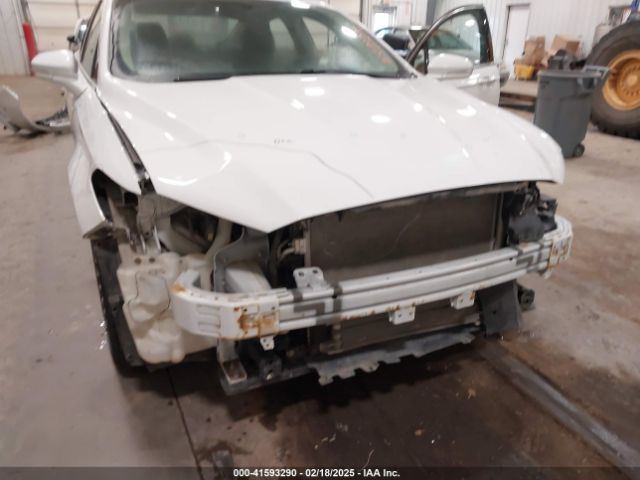 3FA6P0LU8JR191629 Ford Fusion Hybrid Se