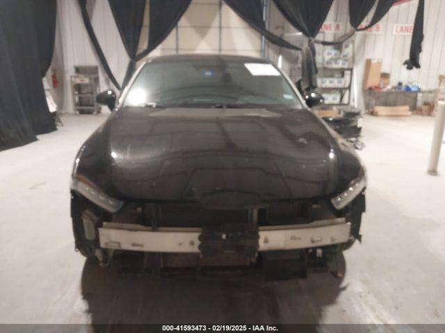5XXG64J25NG091986 KIA K5 Gt-line