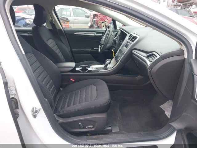 3FA6P0H74GR344812 Ford FUSION SE