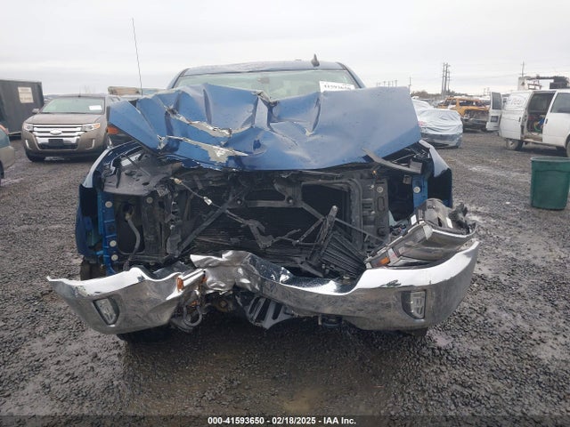 Chevrolet l83 - sidi: spark ignited direct injection, vvt: variable valve timing, afm, e85 max, alum 2017 3GCUKREC8HG405887 Image 12