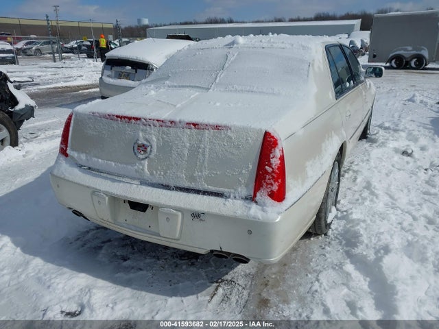 2009 CADILLAC DTS 1G6KD57Y89U104623 Photo 3