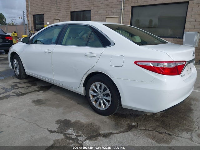 4T1BF1FK8HU732480 Toyota CAMRY LE