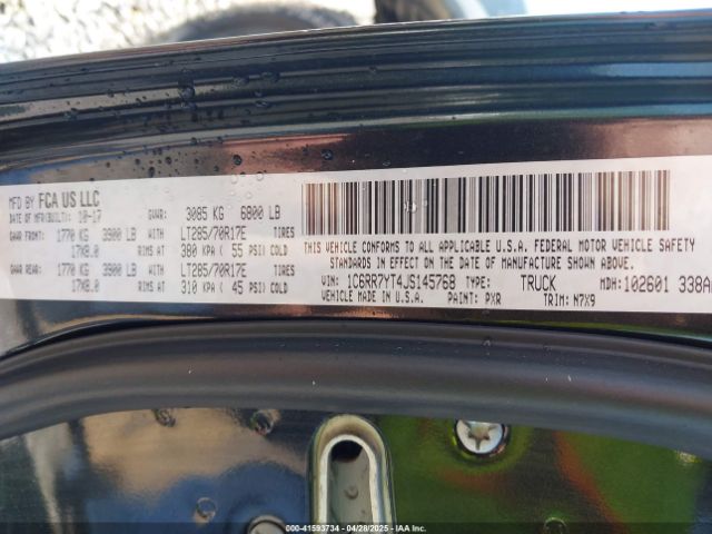 1C6RR7YT4JS145768 RAM 1500 Rebel  4x4 5'7 Box