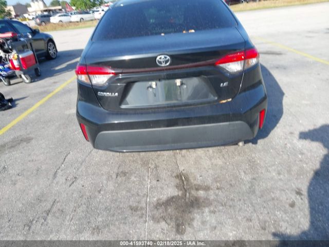 JTDEPMAE2MJ153479 Toyota COROLLA LE