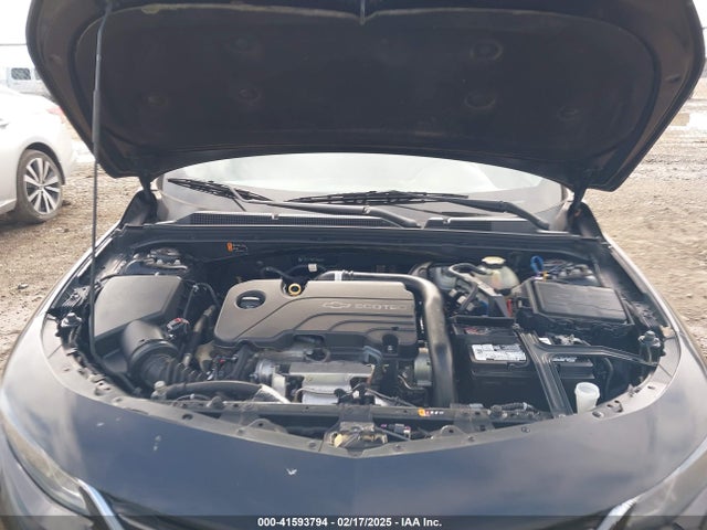 1G1ZD5ST1JF154823 Chevrolet MALIBU LT