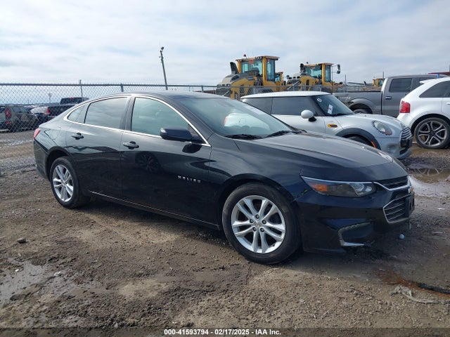 1G1ZD5ST1JF154823 Chevrolet MALIBU LT