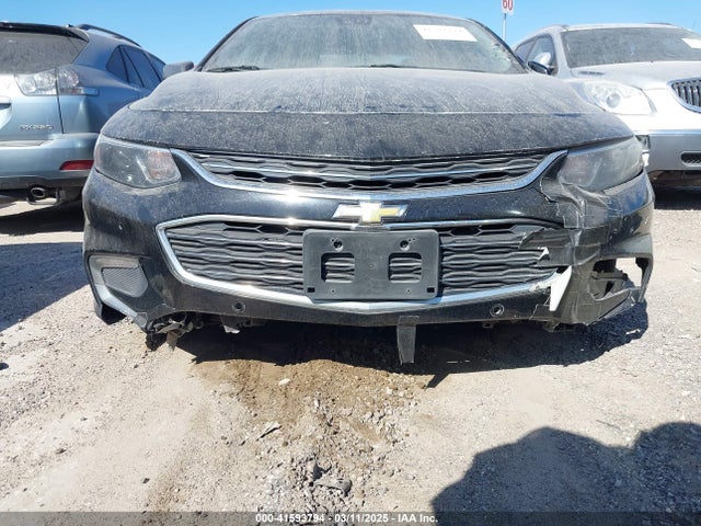 1G1ZD5ST1JF154823 Chevrolet MALIBU LT