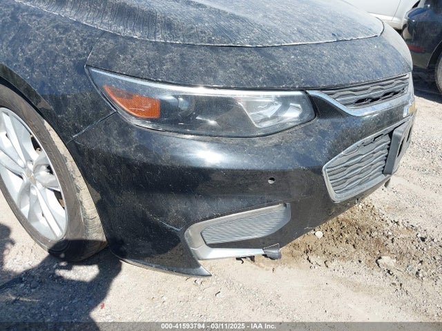 1G1ZD5ST1JF154823 Chevrolet MALIBU LT
