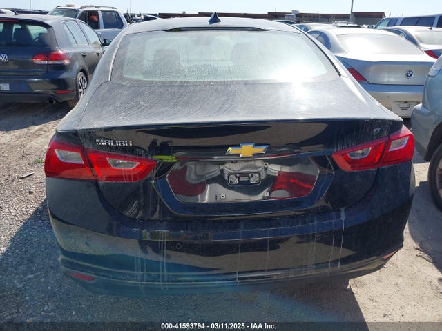 1G1ZD5ST1JF154823 Chevrolet MALIBU LT