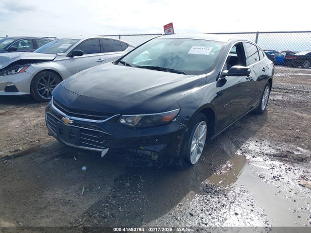 1G1ZD5ST1JF154823 Chevrolet MALIBU LT