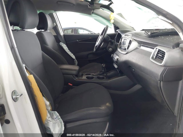 5XYPG4A35GG092723 KIA Sorento 2.4l Lx