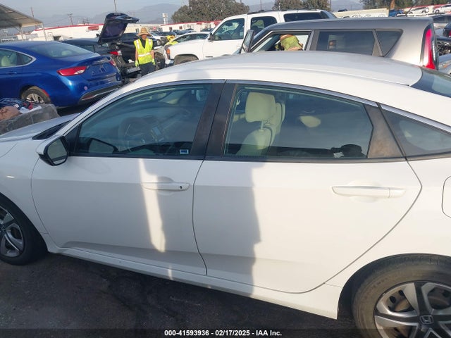 Honda Civic Lx 2018 2HGFC2F57JH532344 Image 15