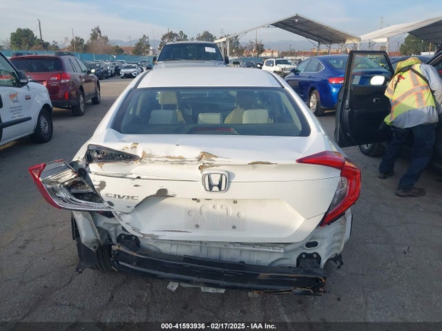 Honda Civic Lx 2018 2HGFC2F57JH532344 Image 17