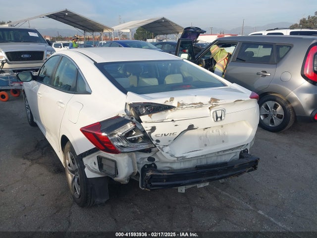 Honda Civic Lx 2018 2HGFC2F57JH532344 Image 3