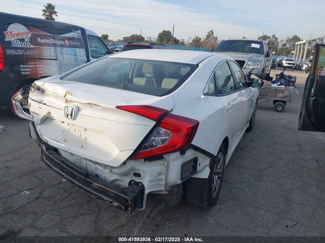 Honda Civic Lx 2018 2HGFC2F57JH532344 Image 4