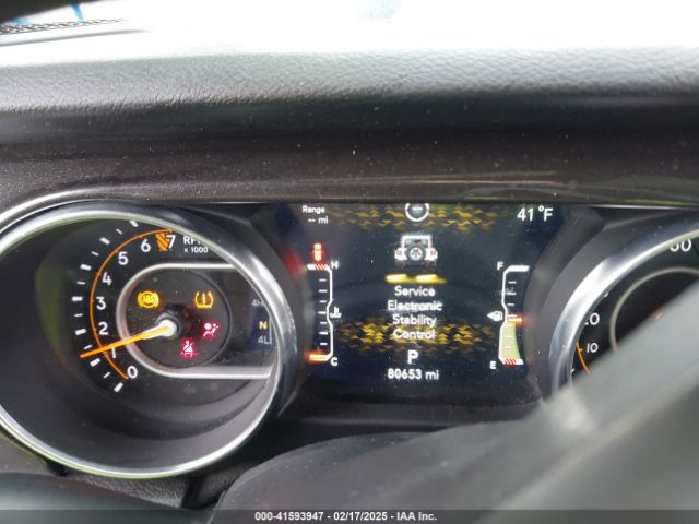 1C4HJXDG9KW650588 Jeep Wrangler Unlimited Sport Altitude 4x4