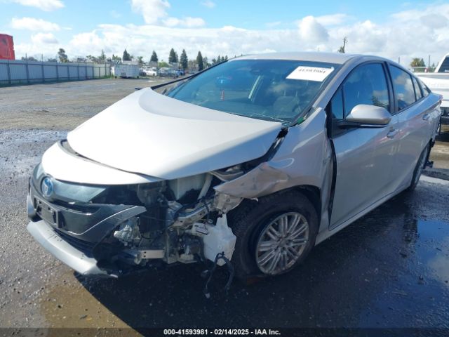 JTDKAMFP2M3182760 Toyota Prius Prime Le