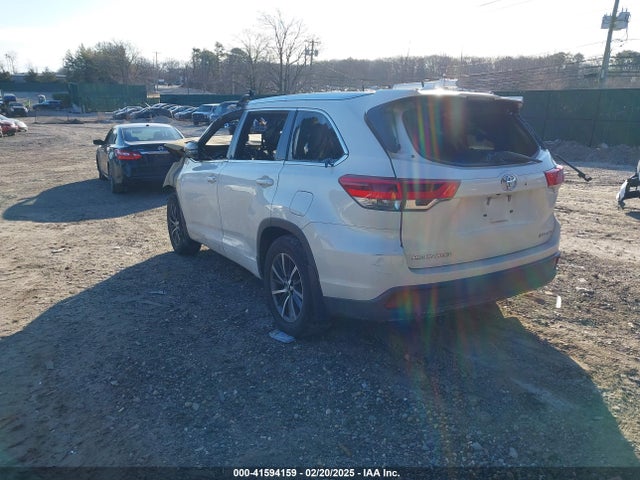 Toyota Highlander Xle 2017 5TDJZRFH4HS519203 Image 3