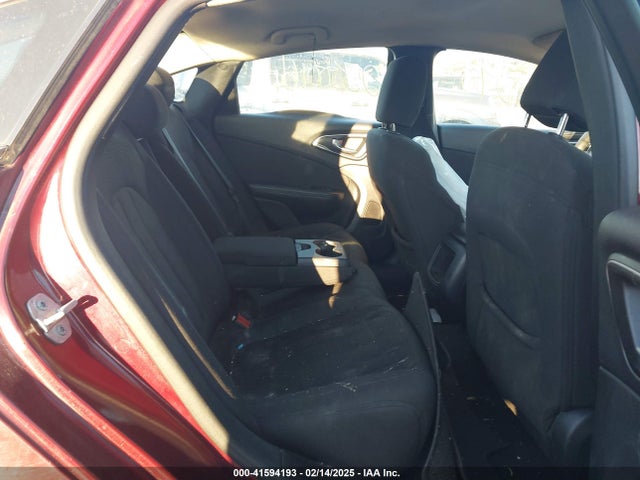 Продажа на аукционе авто 2015 Chrysler 200 Limited, vin: 1C3CCCAB6FN618672, номер лота: 41594193