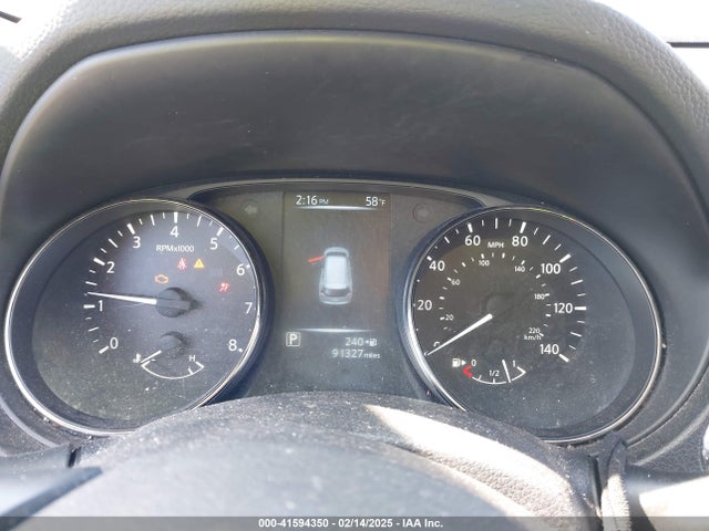 JN8AT2MT9HW131839 Nissan ROGUE SV