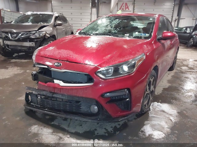 3KPF24AD9ME371555 KIA Forte Lxs