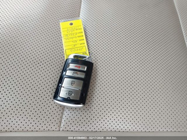 KNALN4D79F5178379 KIA Cadenza Premium