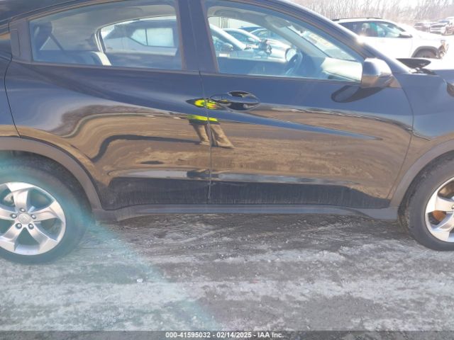 3CZRU6H31NM714134 Honda Hr-v Awd Lx