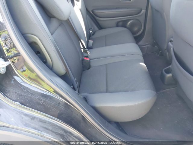 3CZRU6H31NM714134 Honda Hr-v Awd Lx