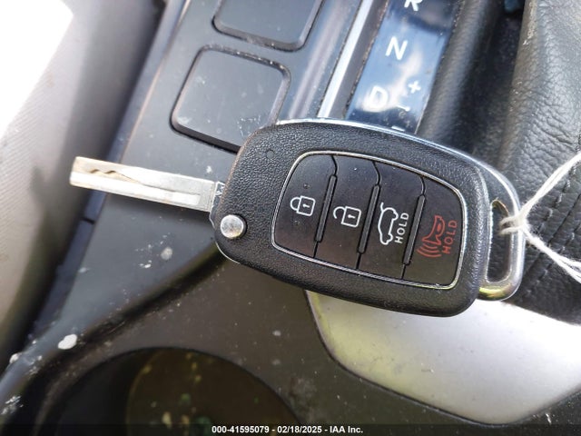 5NMZTDLB2HH016506 Hyundai Santa Fe Sport 2.4l