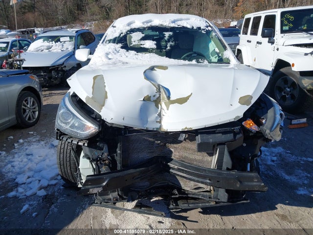 5NMZTDLB2HH016506 Hyundai Santa Fe Sport 2.4l
