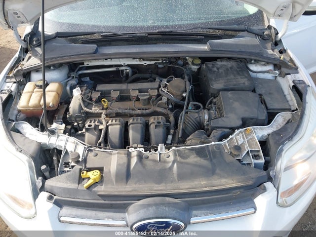 Ford FOCUS SE 2014 1FADP3K23EL325525 Image 10
