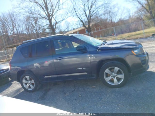 1C4NJDBB8GD639514 Jeep Compass Sport