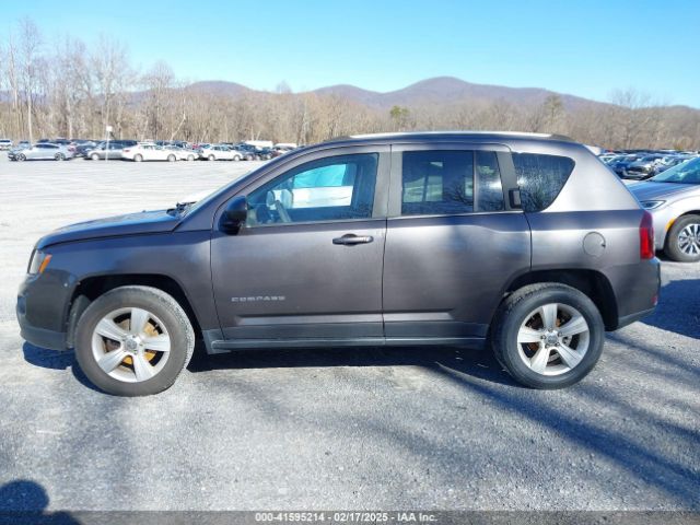 1C4NJDBB8GD639514 Jeep Compass Sport