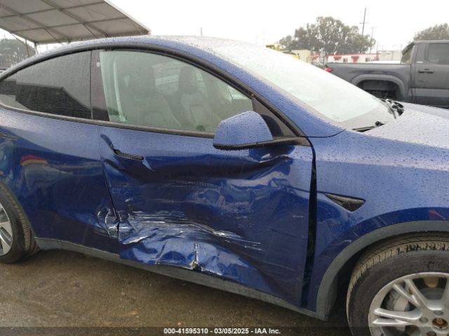 7SAYGDEE8NF511395 Tesla Model Y Long Range Dual Motor All-wheel Drive