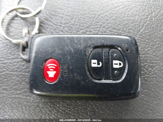 JTDKN3DU9E0372050 Toyota Prius Two