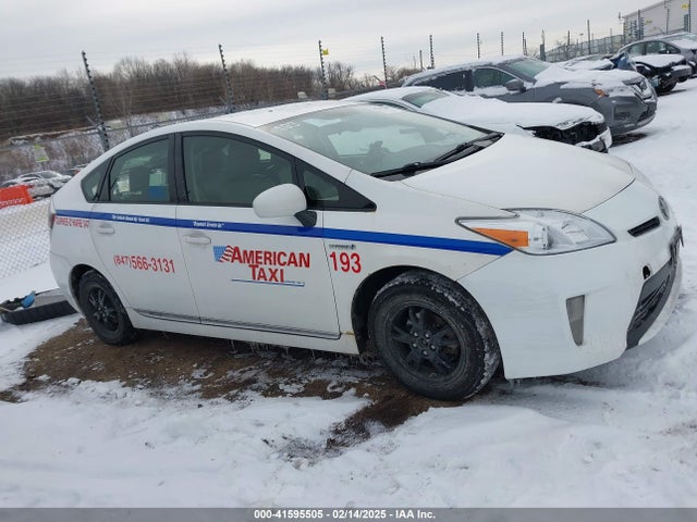 JTDKN3DU9E0372050 Toyota Prius Two