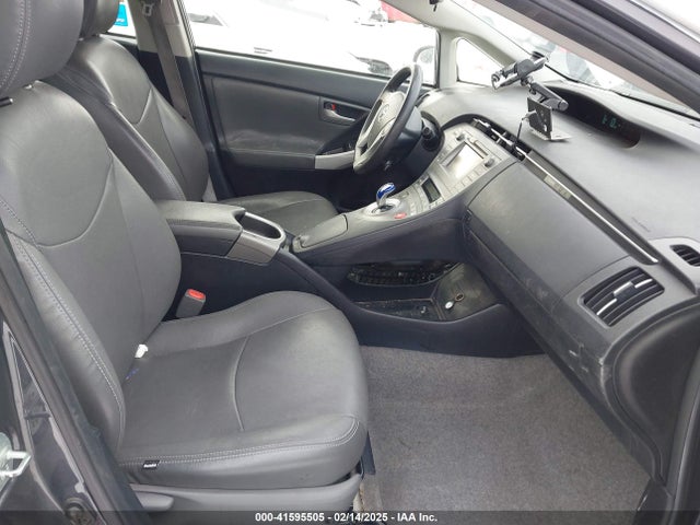 JTDKN3DU9E0372050 Toyota Prius Two