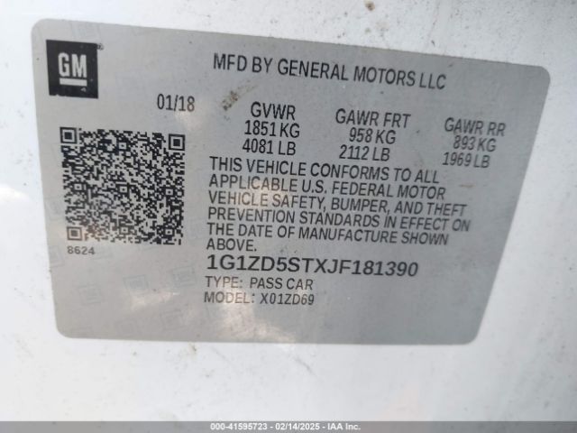 1G1ZD5STXJF181390 Chevrolet MALIBU LT