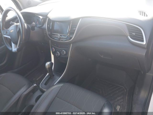 KL7CJPSM8NB517820 Chevrolet Trax Awd Lt
