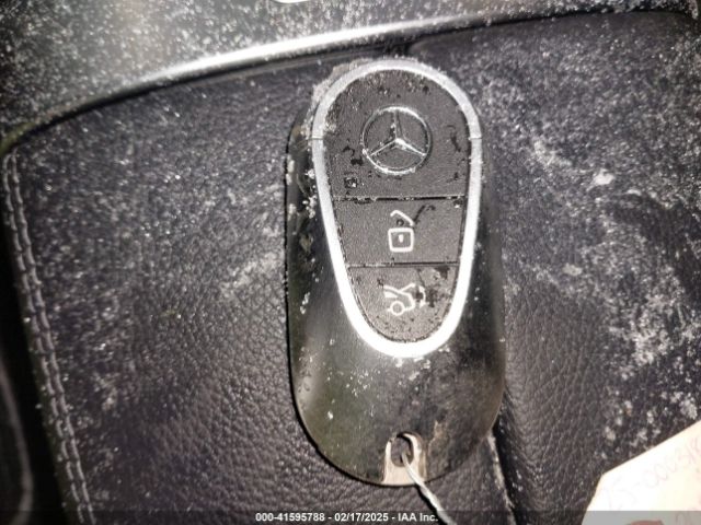 W1KAF4HB5NR013111 Mercedes-Benz C 300 4matic