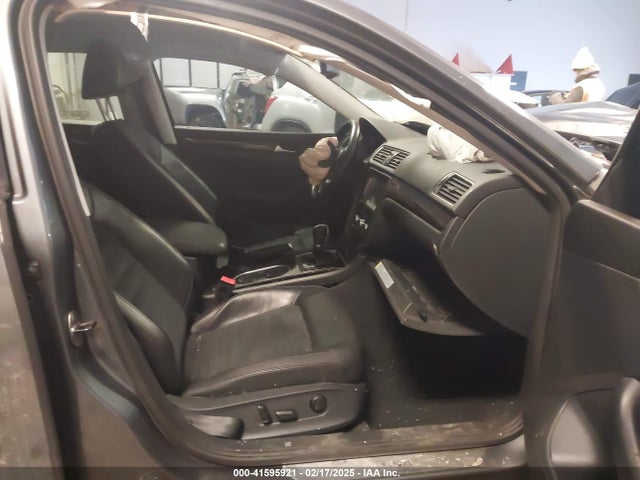 41595921 :رقم المزاد ، 1VWCN7A3XEC037818 vin ، 2014 Volkswagen Passat 2.0l Tdi Sel Premium مزاد بيع