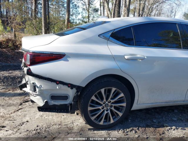 58ABZ1B12KU004657 Lexus ES 350