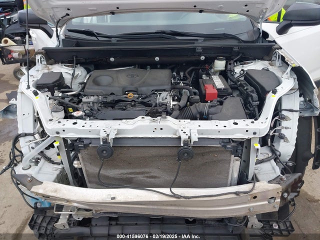 Toyota RAV4 LE 2019 2T3H1RFV3KW021902 Image 10