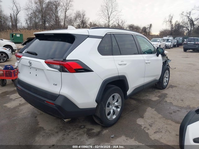 Toyota RAV4 LE 2019 2T3H1RFV3KW021902 Image 4
