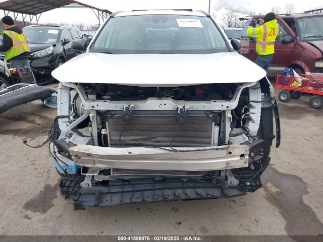 Toyota RAV4 LE 2019 2T3H1RFV3KW021902 Image 6