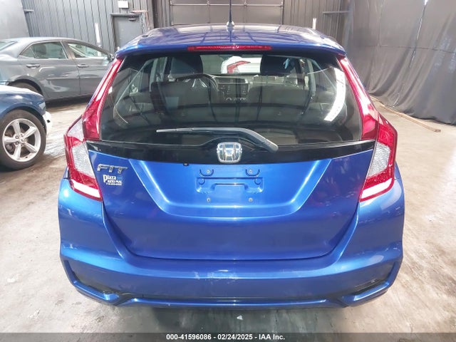3HGGK5H42KM743693 Honda FIT LX