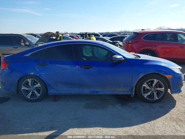 Honda Civic Touring 2016 19XFC1F94GE205044 Image 12
